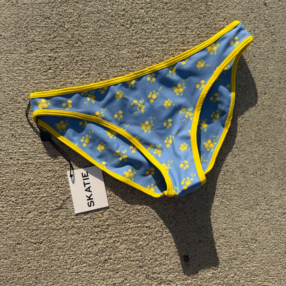 Skatie Bikini Bottom - Blue with Yellow Accents